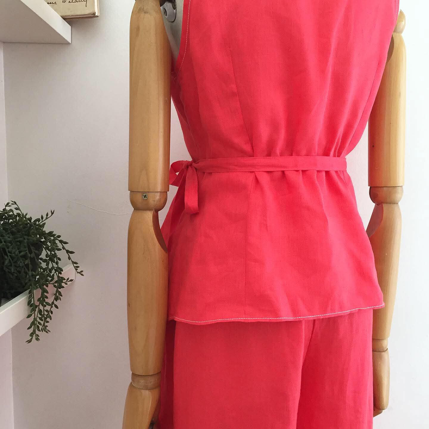 Amari Linen Top