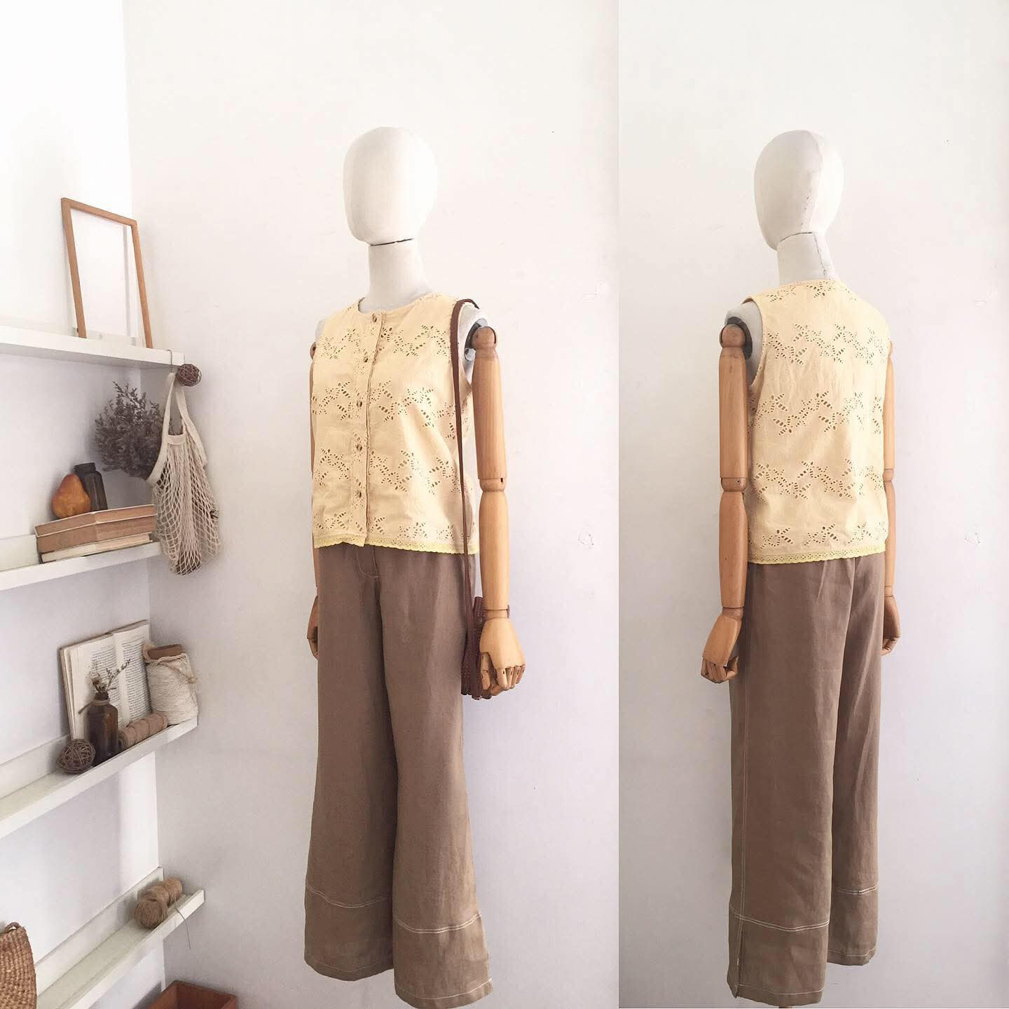 Lila Broderie Anglaise Top