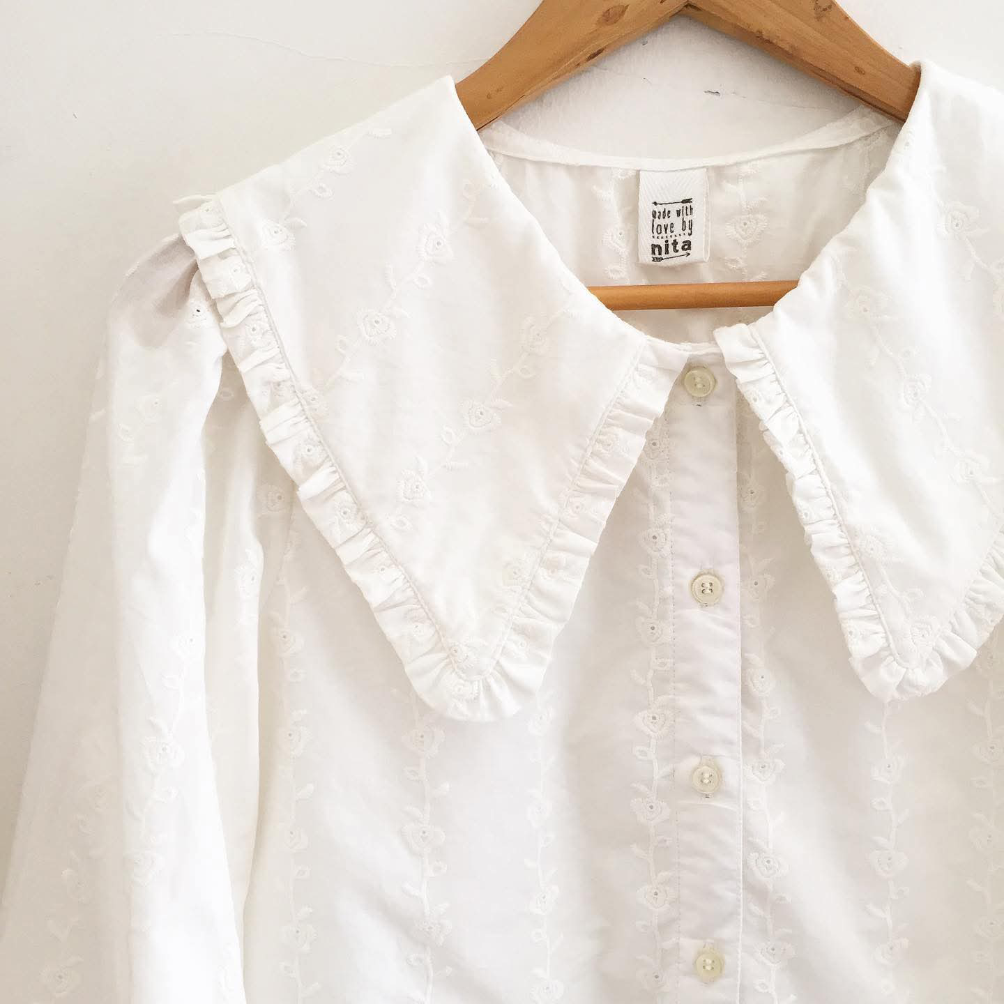 Penny Broderie Top