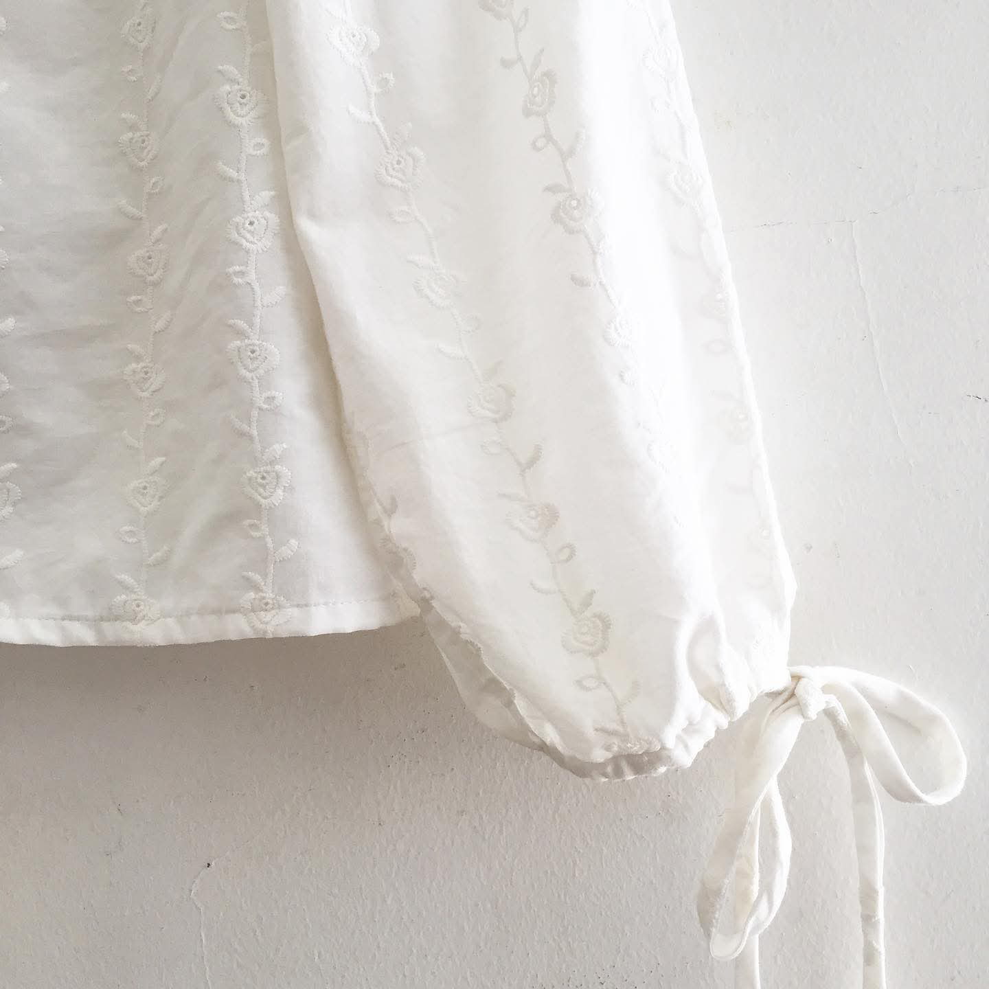 Penny Broderie Top
