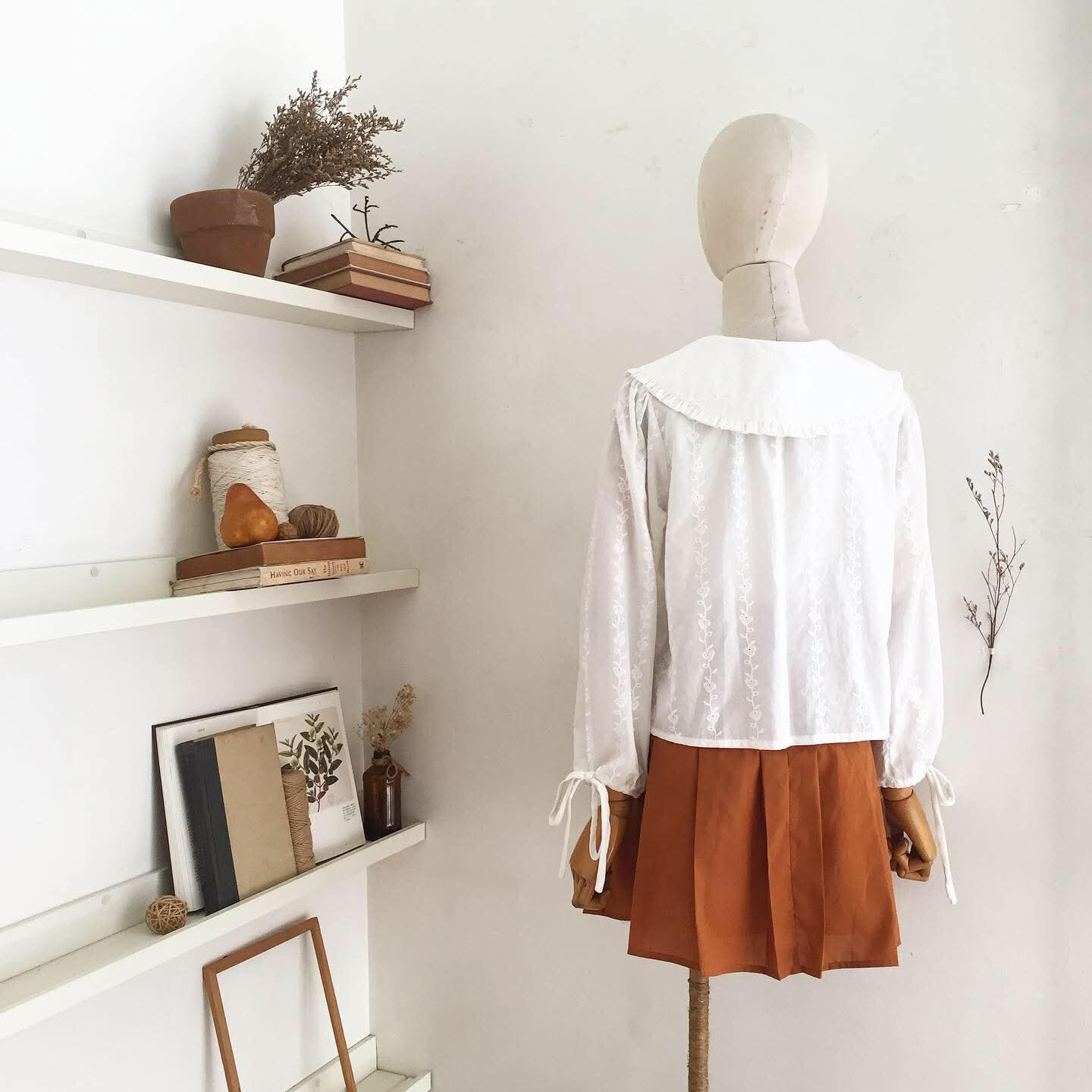 Penny Broderie Top