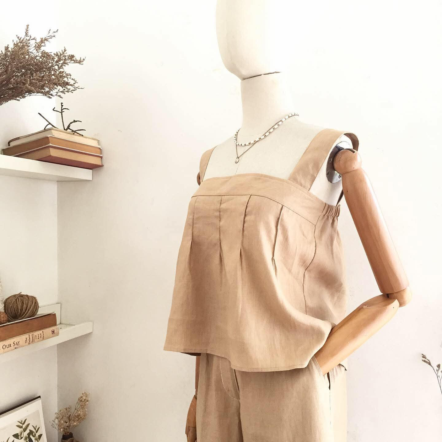 Daphne Linen Top
