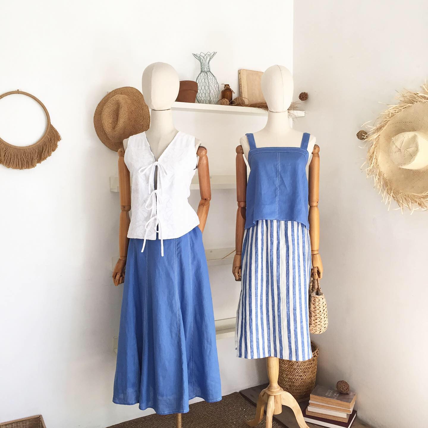 Luna Linen + Broderie Top