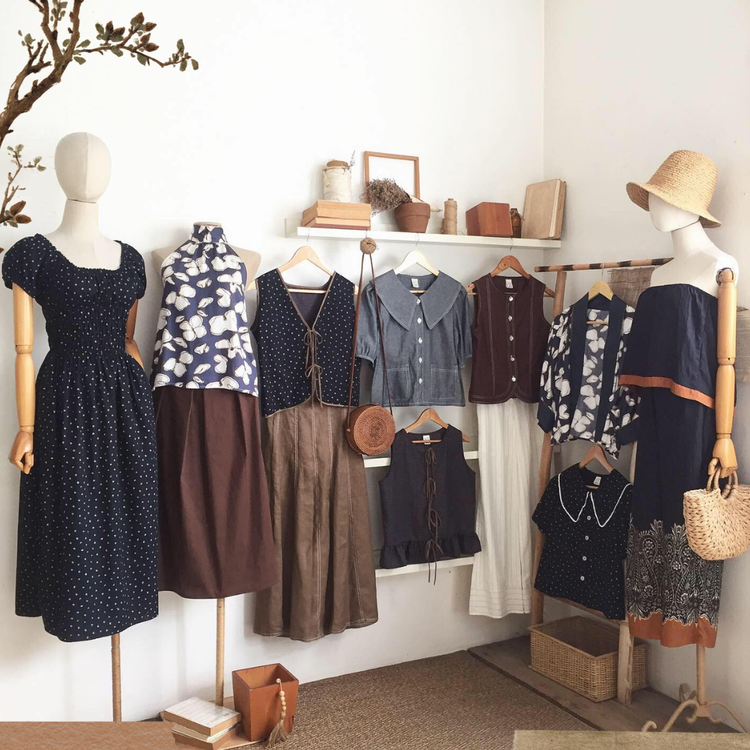 into the woods 🧺🐺