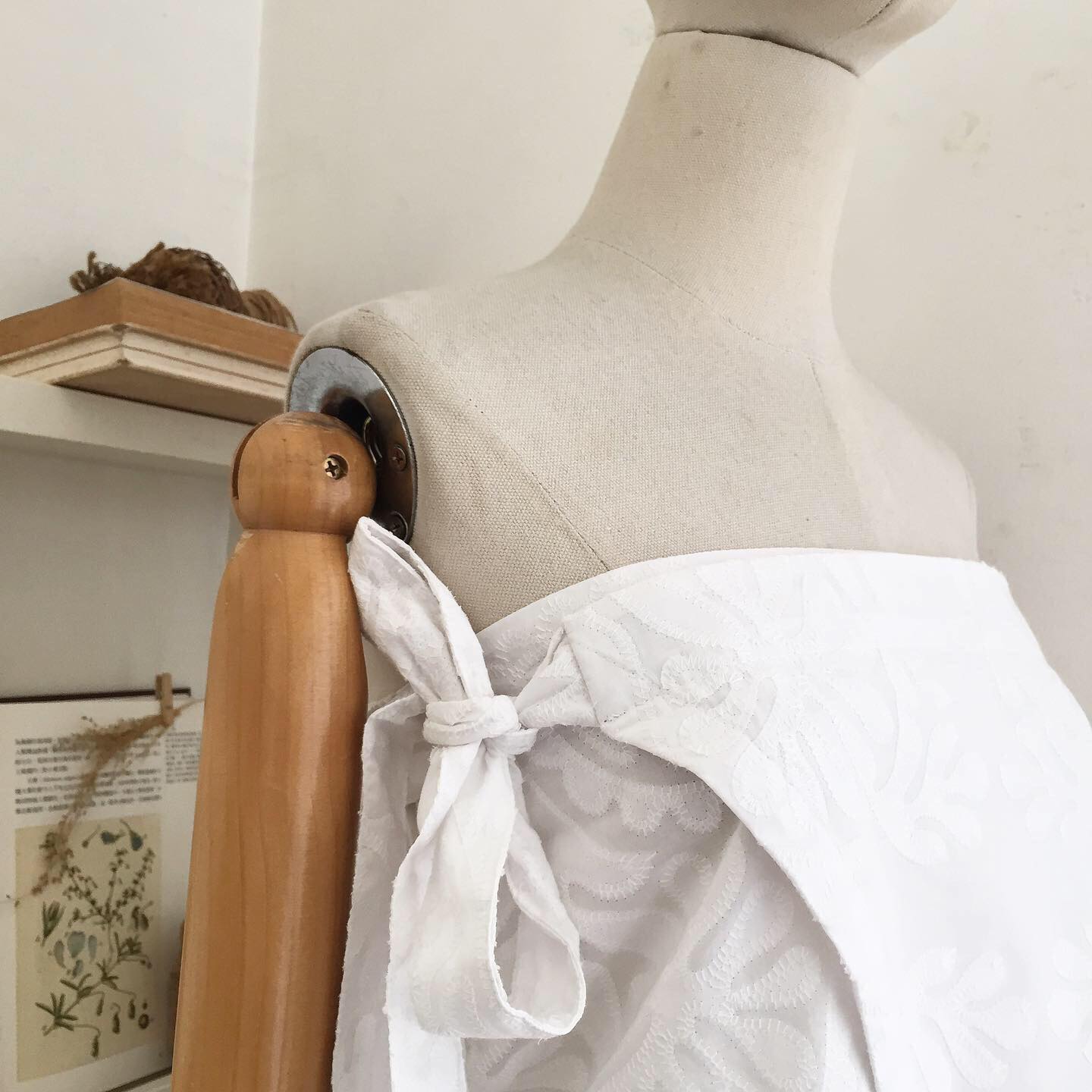 Lucia Broderie Top