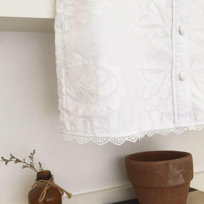 Lila Broderie Top
