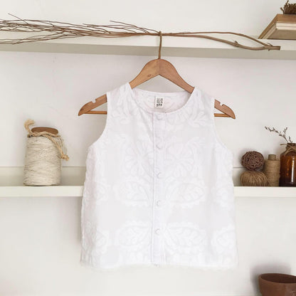 Lila Broderie Top