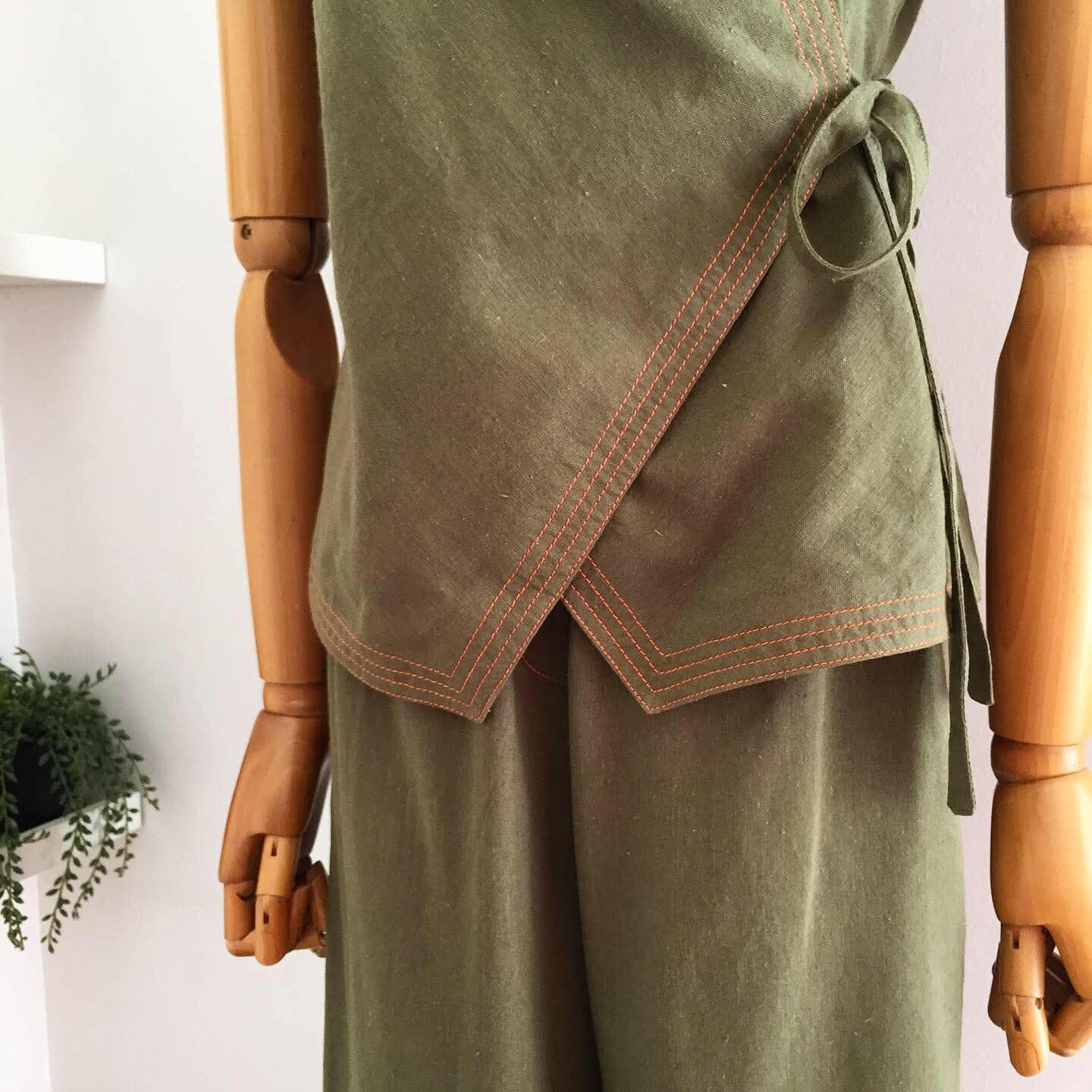 Amari Linen Blend Top