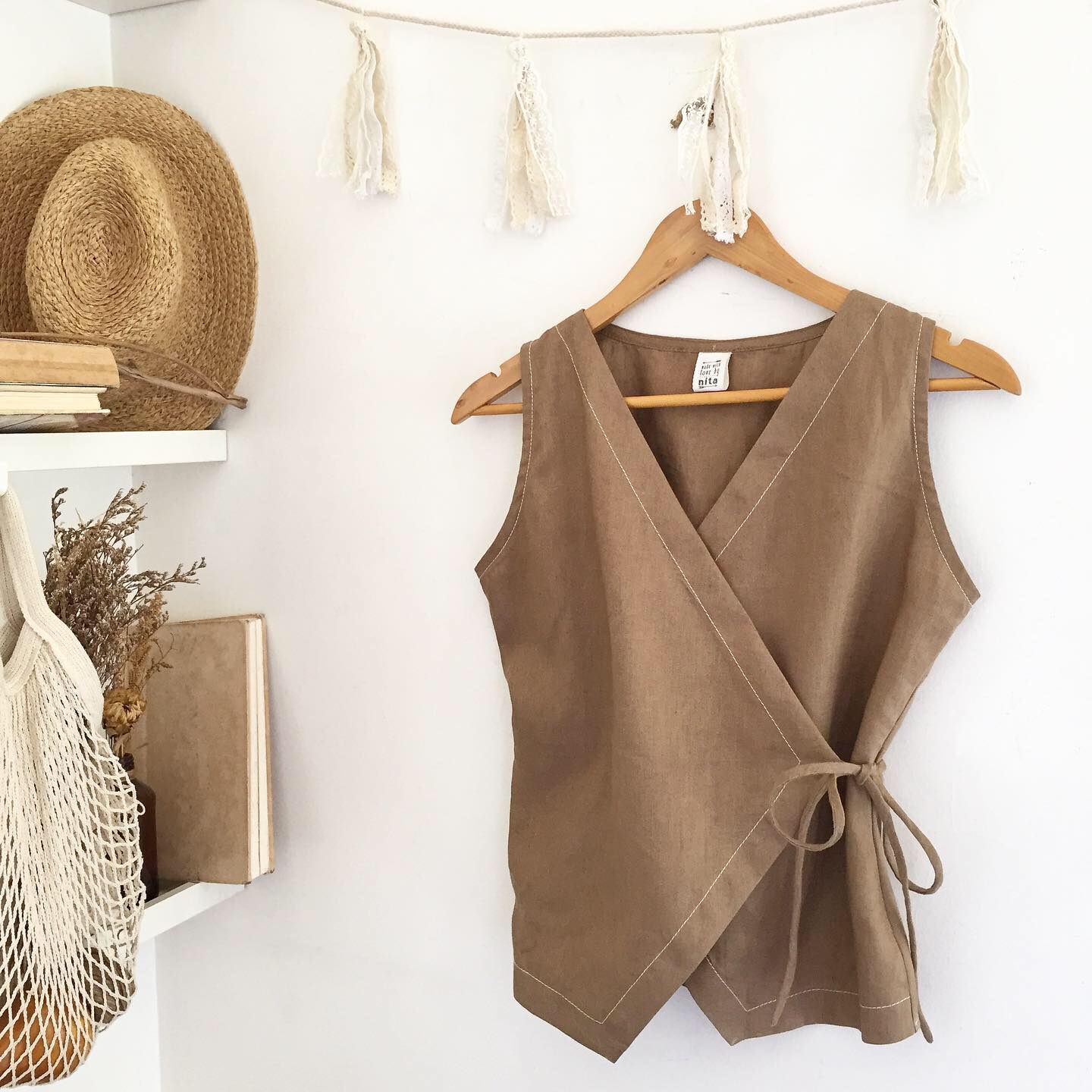 Amari Linen Top
