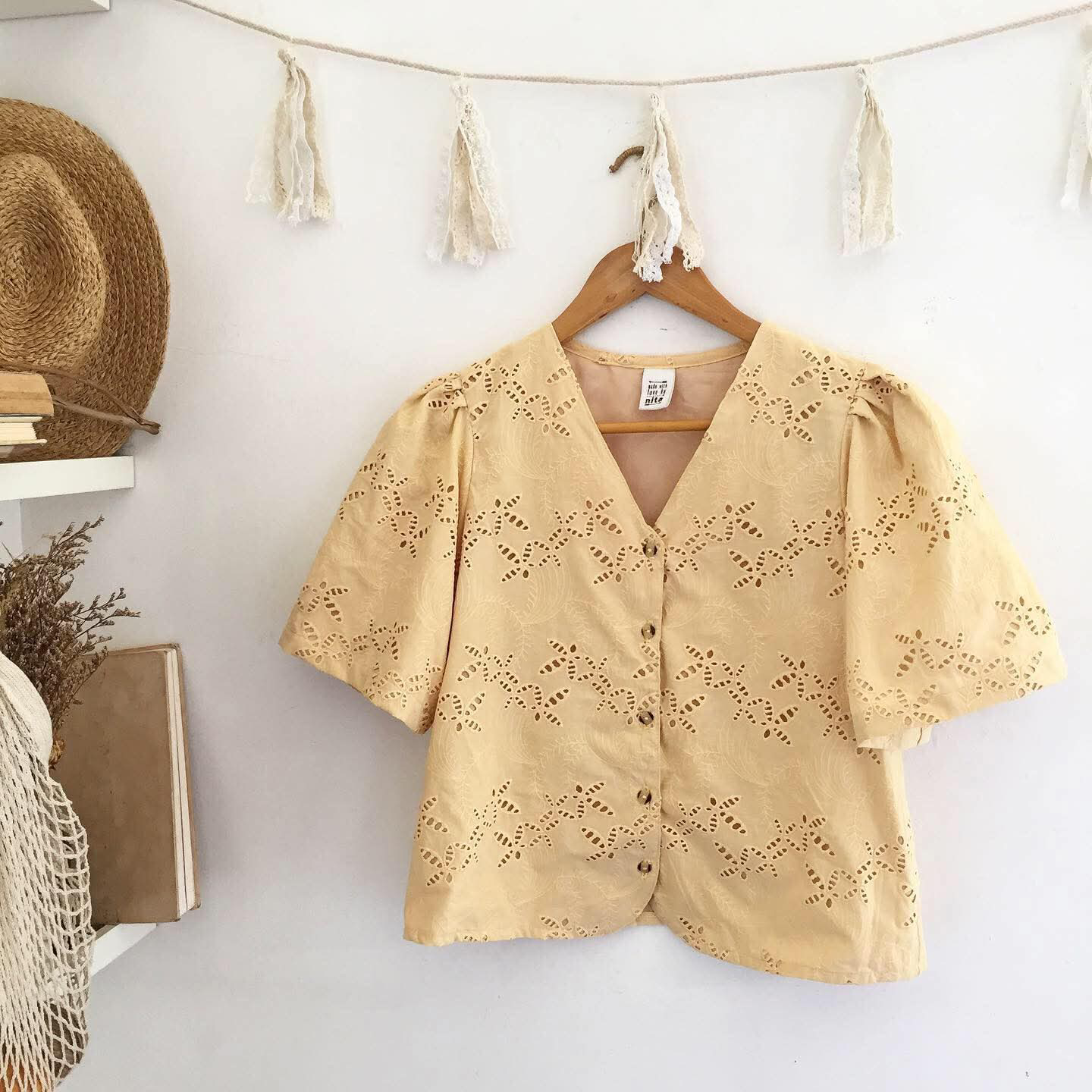 Clara Broderie Anglaise Top