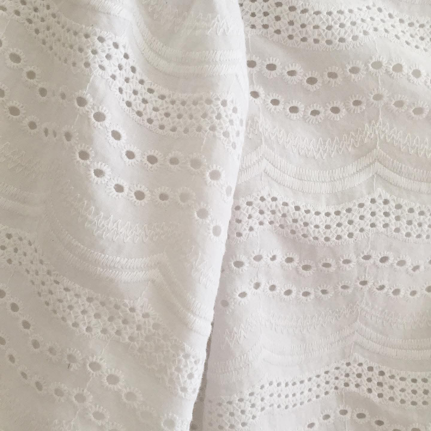 Clara Broderie Anglaise Top