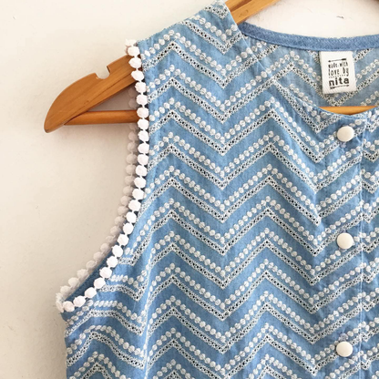 Lila Chambray Anglaise Top