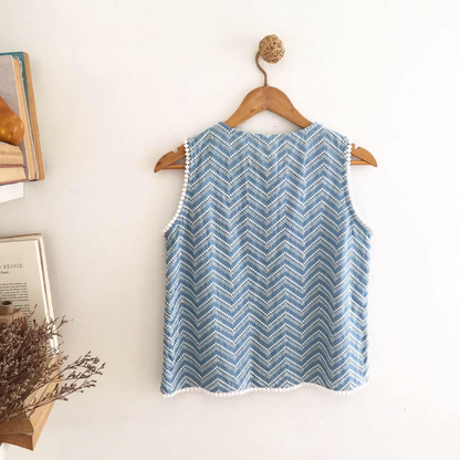 Lila Chambray Anglaise Top