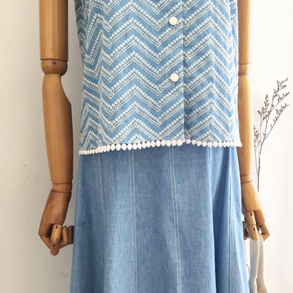 Lila Chambray Anglaise Top