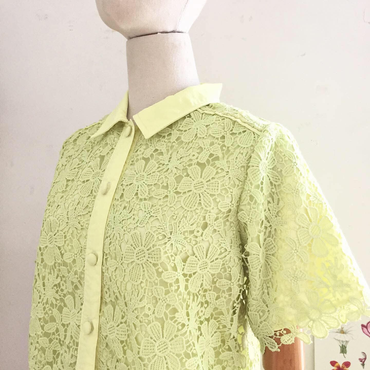 Leigh Guipure Lace Top