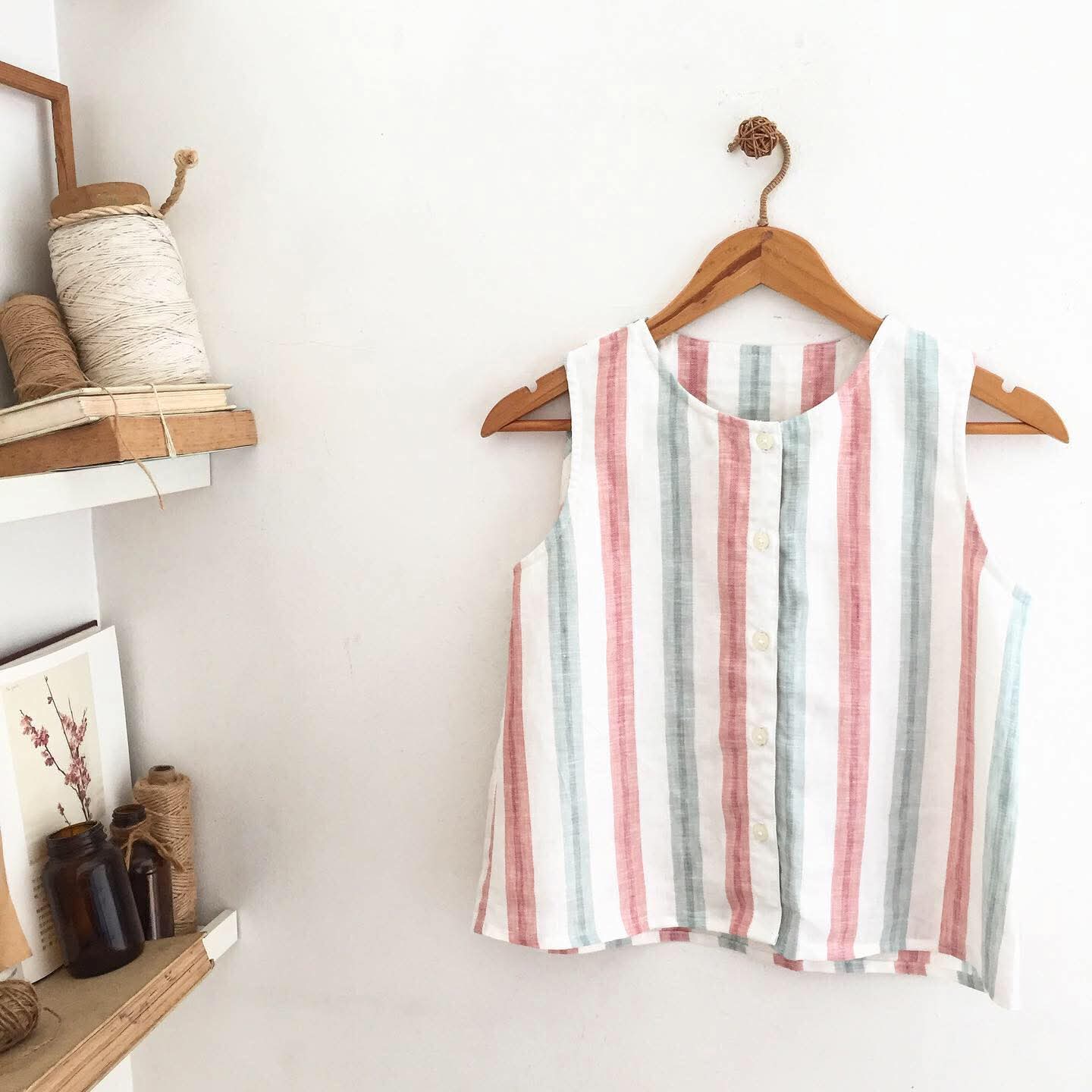 Lila Linen Top