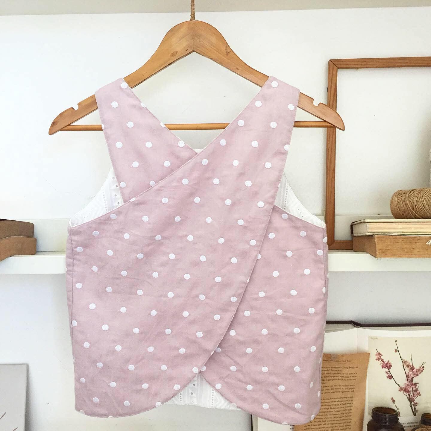Bertha Broderie + Broderie Anglaise