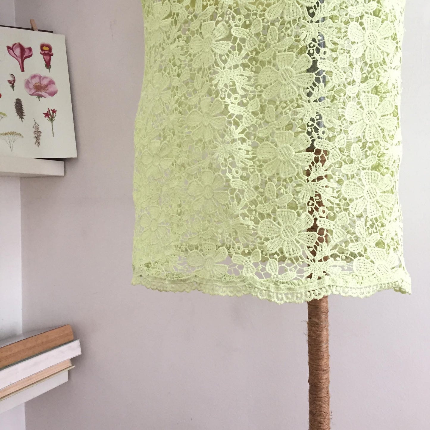 Fern Guipure Lace Skirt