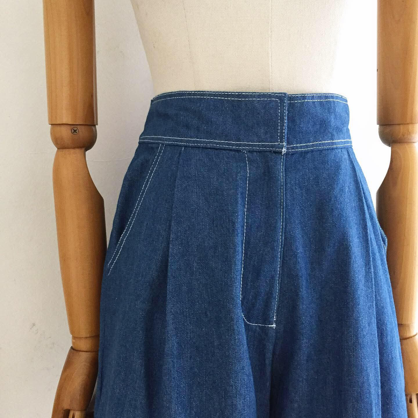 Tate Chambray Shorts