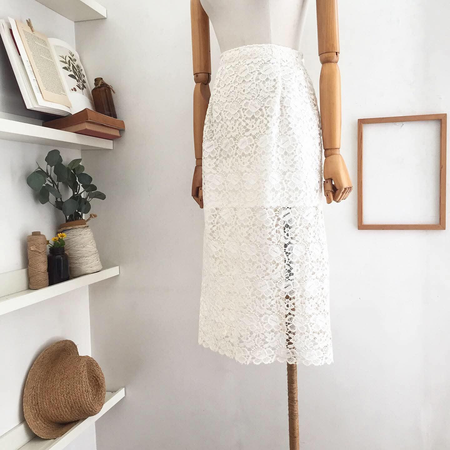Fern Guipure Lace Skirt