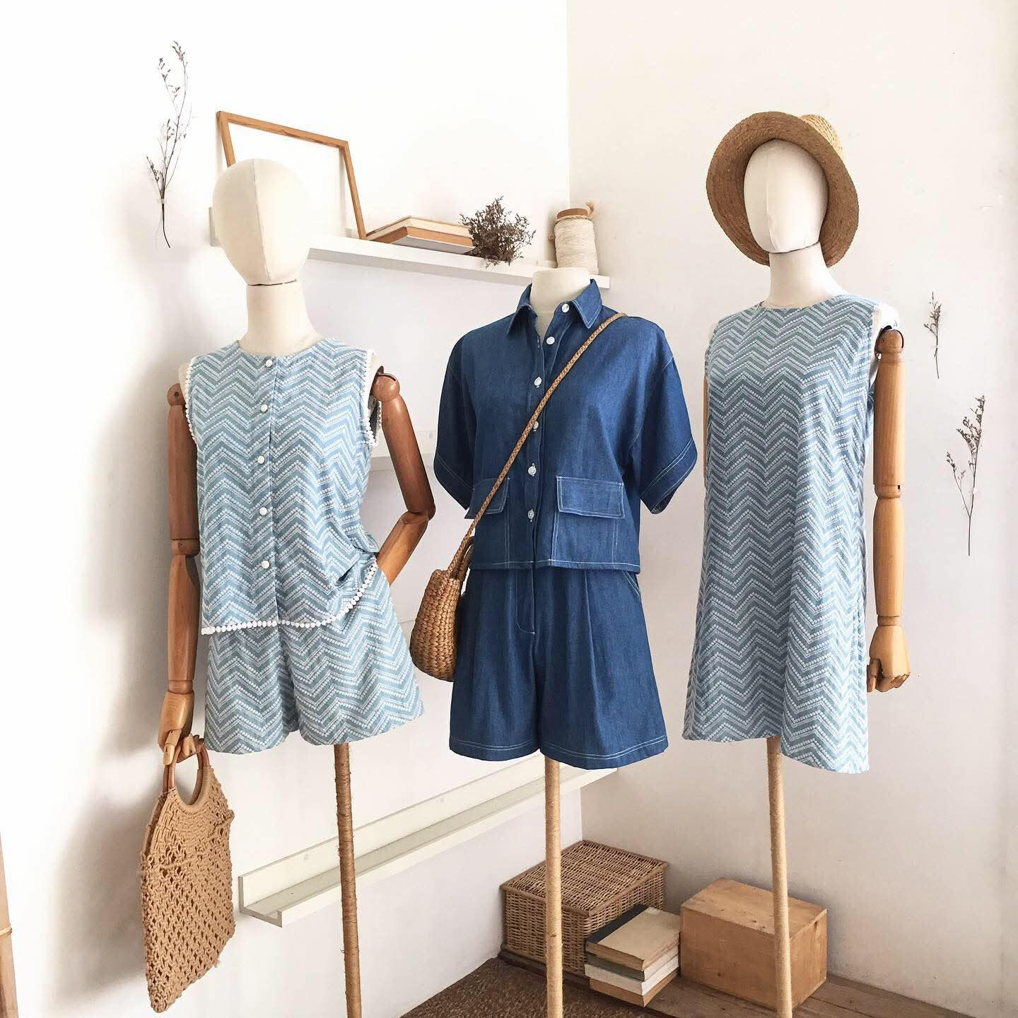 Tate Chambray Shorts