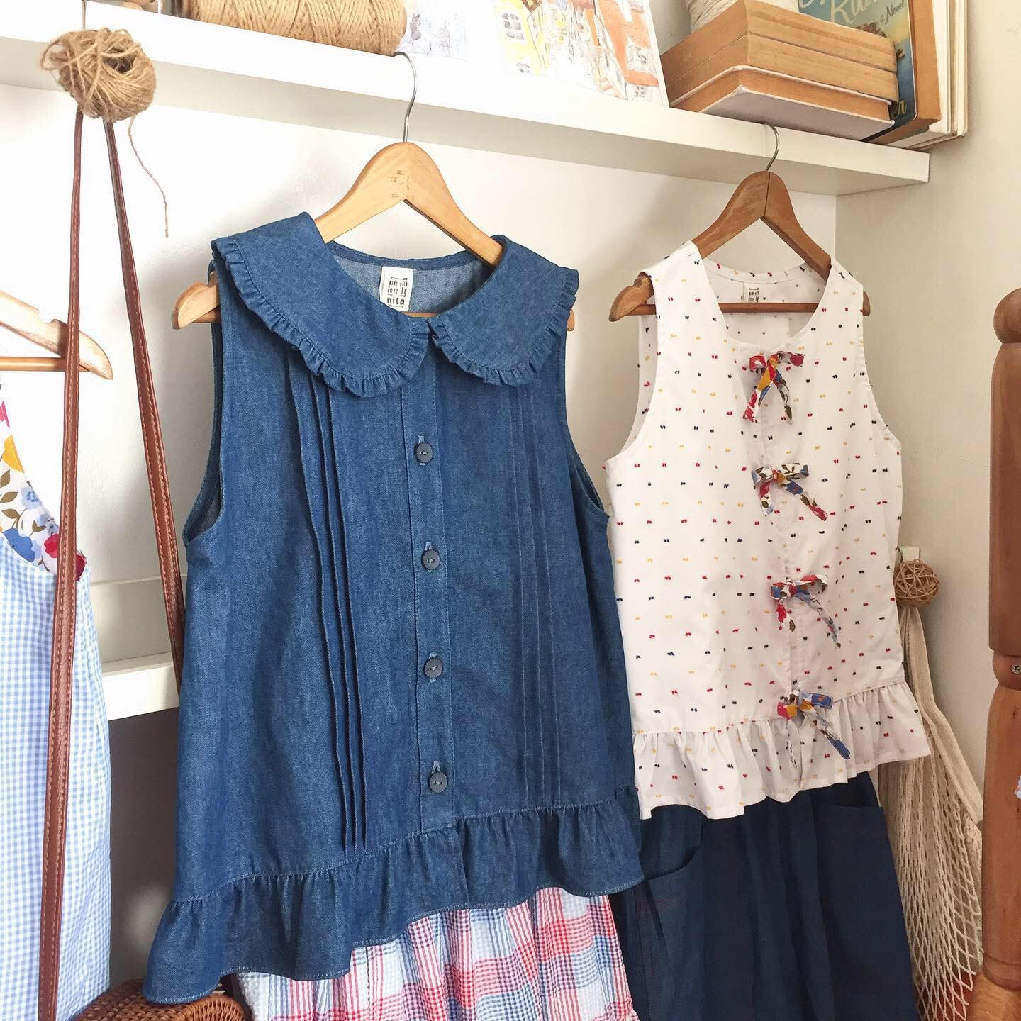 Lilith Chambray Top
