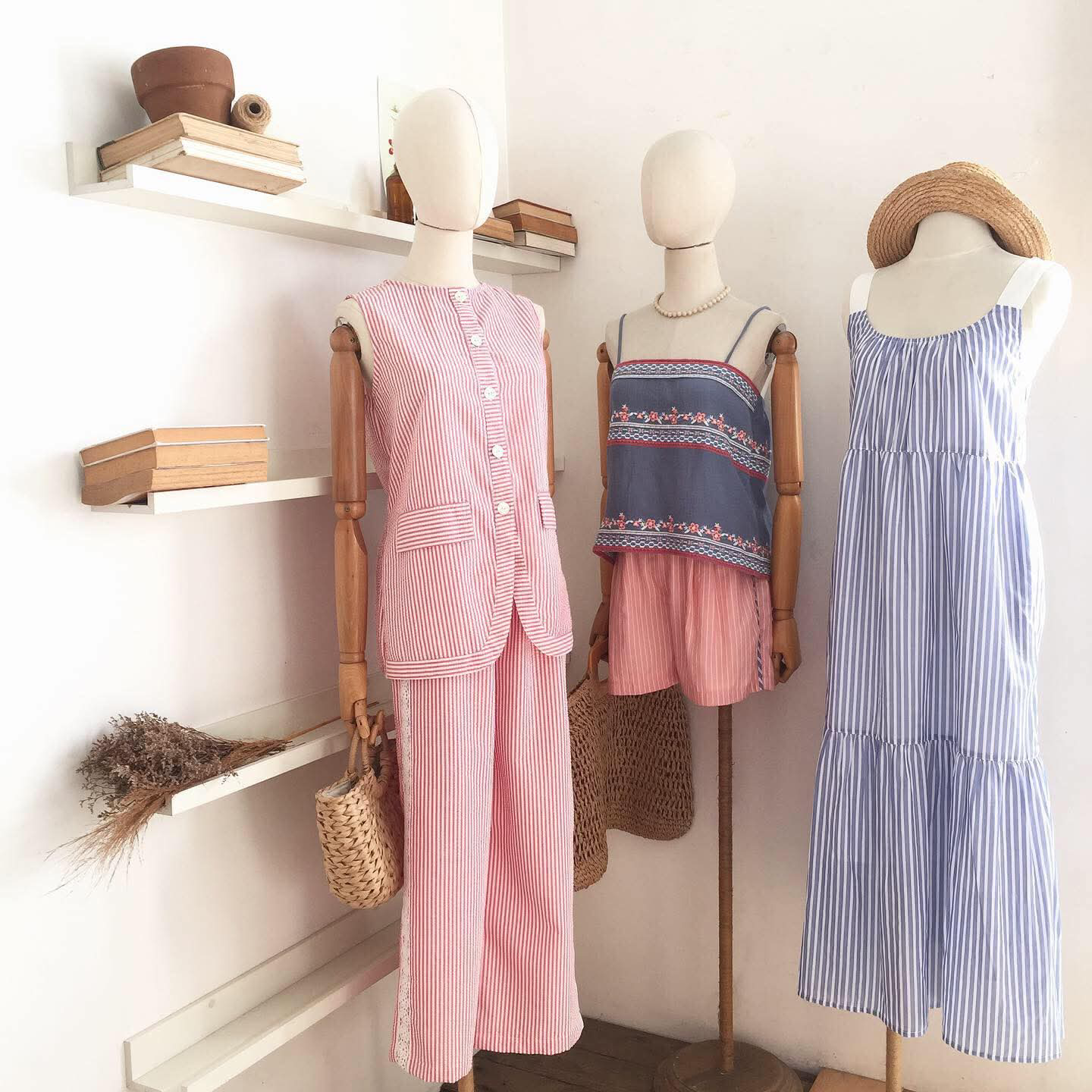 Phoebe Broderie Cheesecloth Top